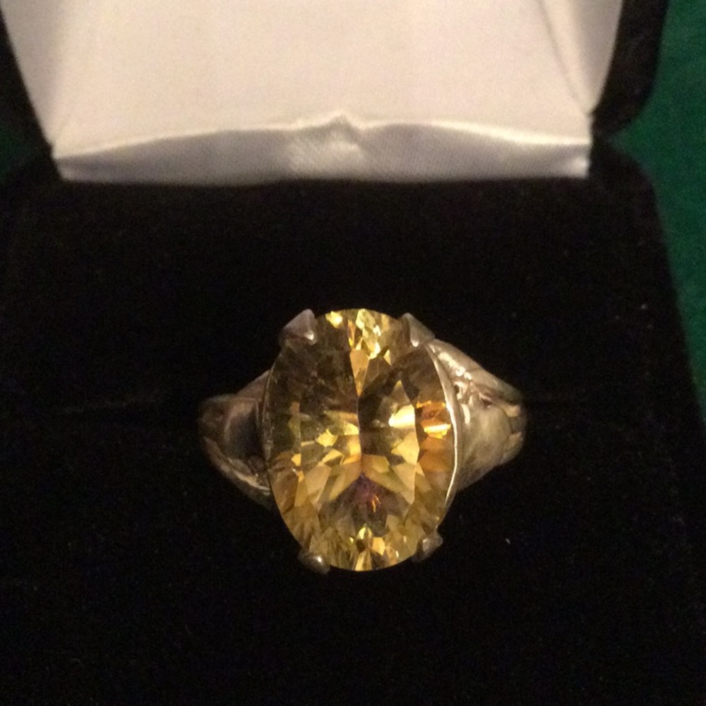 Genuine Concave Cut Citrine Ring - Picture 13 of 13